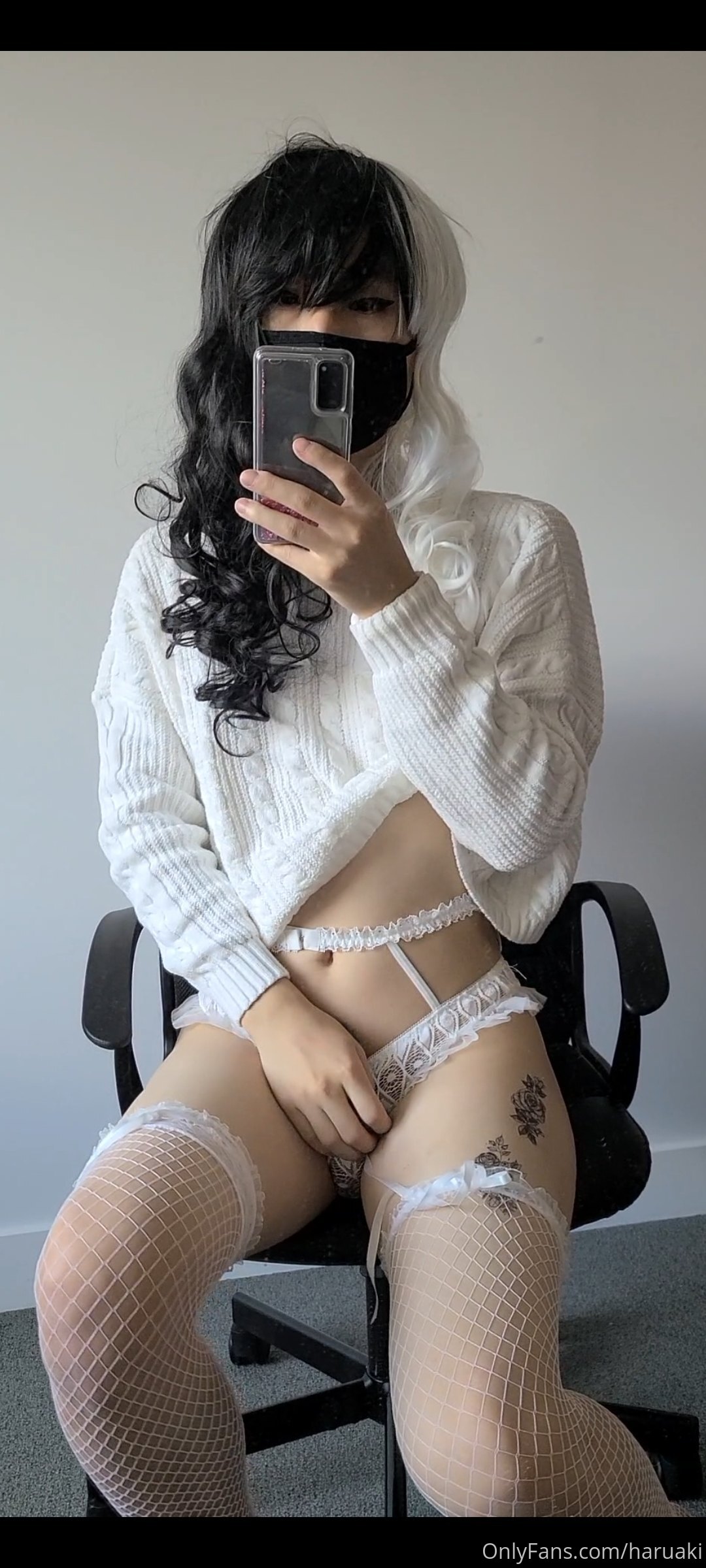 1080x2400_d31314ee7bbb79936822313226e66f9b.jpg