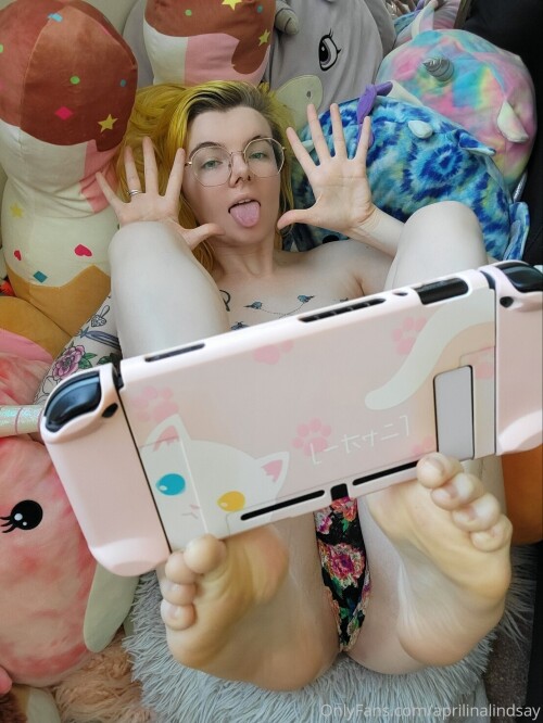 aprilinalindsay Nude Leaked Onlyfans Photo