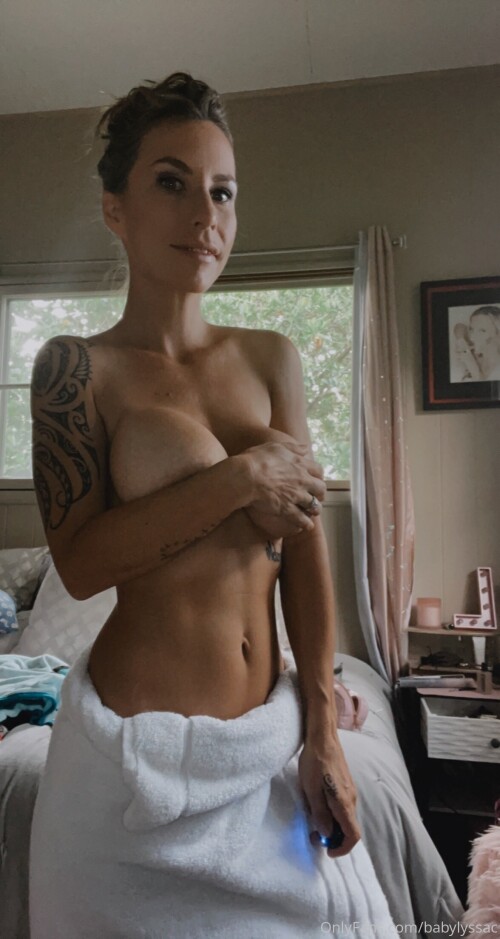 Babylyssac|LyssaChapman Nude Leaked Onlyfans Photo