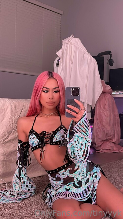 tinyyyk (aka kaylakipp) Nude Leaked Onlyfans Photo tinyyyk (aka kaylakipp) Nude Leaked Onlyfans Photo