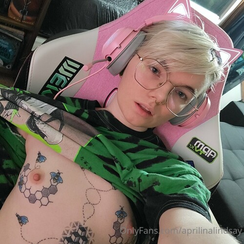 aprilinalindsay Nude Leaked Onlyfans Photo