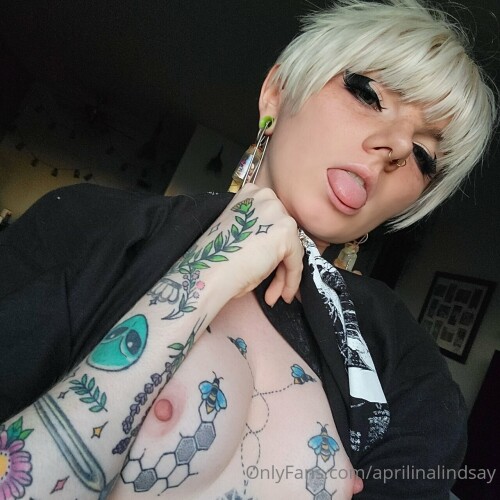 aprilinalindsay Nude Leaked Onlyfans Photo
