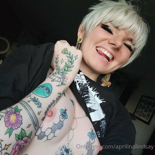 aprilinalindsay Nude Leaked Onlyfans Photo
