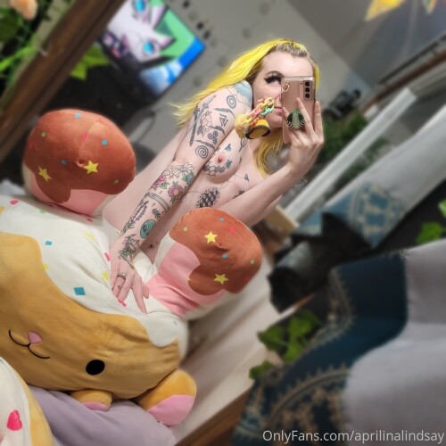 aprilinalindsay Nude Leaked Onlyfans Photo