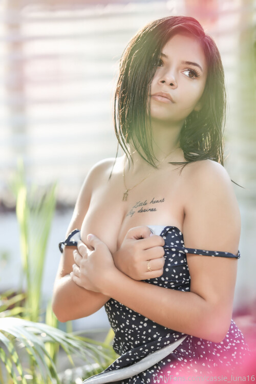 Cassie Luna - Cassieluna16 Nude Leaked Onlyfans Photo Cassie Luna - Cassieluna16 Nude Leaked Onlyfans Photo