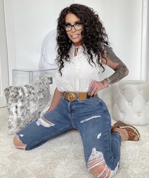 Jennifer Thomson Nude Leaked Onlyfans Photo Jennifer Thomson Nude Leaked Onlyfans Photo