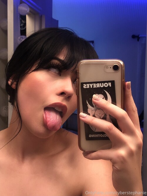 Cyberstephanie Nude Leaked Onlyfans Photo Cyberstephanie Nude Leaked Onlyfans Photo