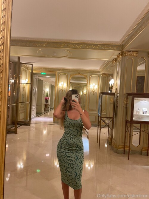 Esterbron Nude Leaked Onlyfans Photo Esterbron Nude Leaked Onlyfans Photo