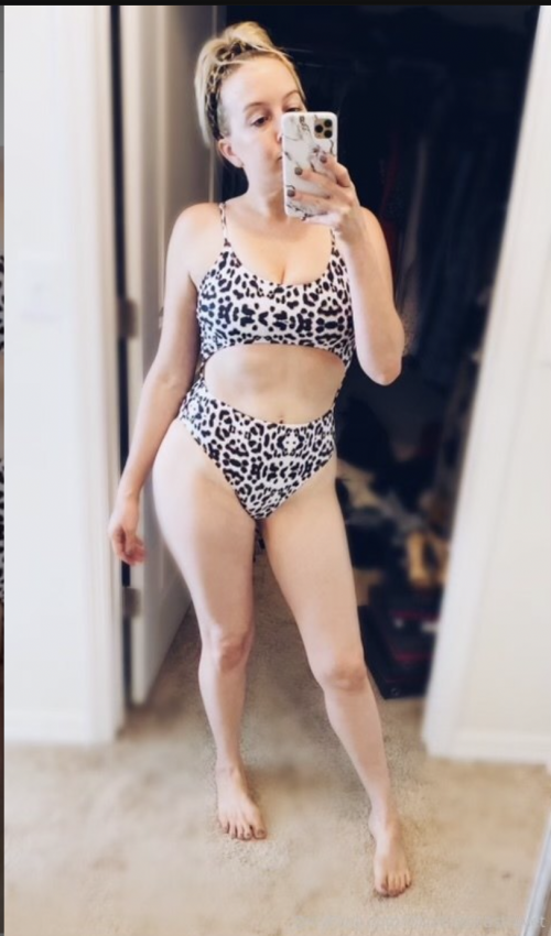 Elizabeth Castravet (Libby) - 90 Day Fiance Nude Leaked Onlyfans Photo Elizabeth Castravet (Libby) - 90 Day Fiance Nude Leaked Onlyfans Photo