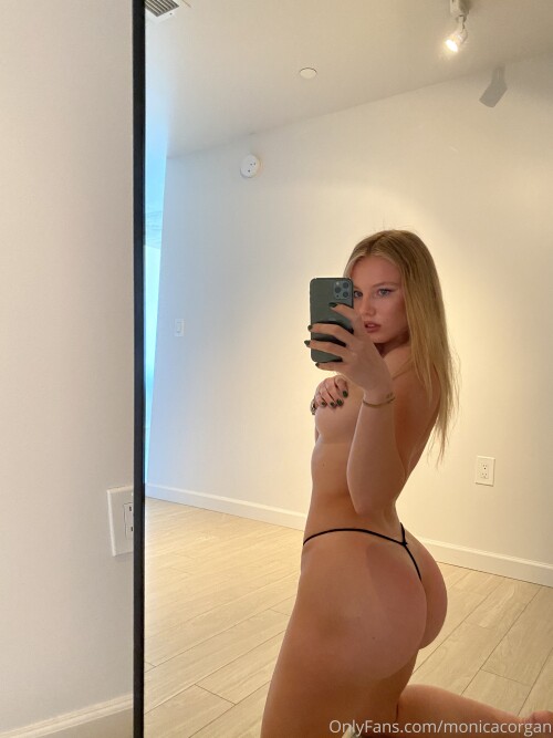 Monica Corgan Nude Leaked Onlyfans Photo Monica Corgan Nude Leaked Onlyfans Photo