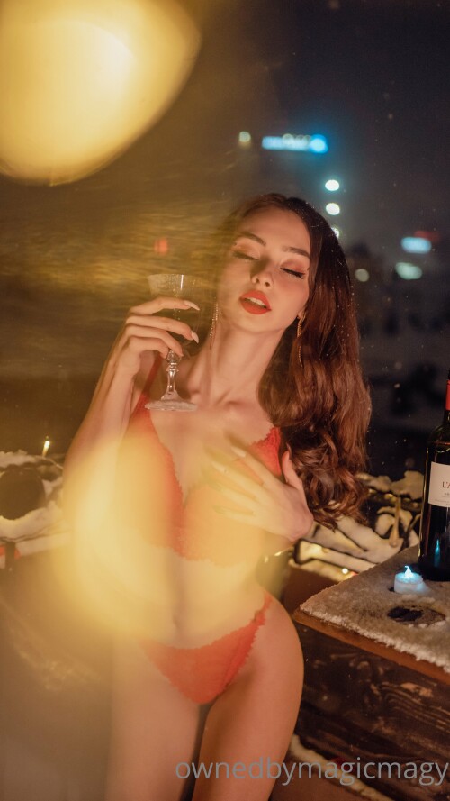 3376x6000_fddca59ae27691d65279d95c8d93fe00RTR.jpg