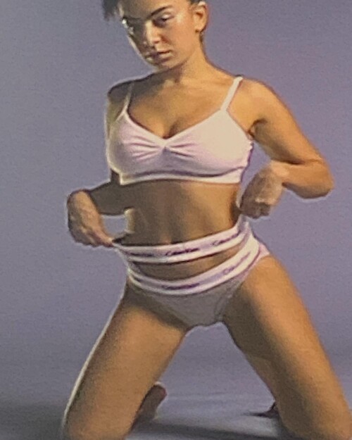 charli_xcx_273857217_1121328188681723_4965911616962300077_n.md.jpg