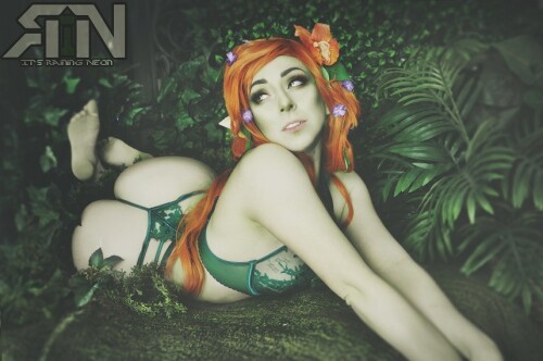 Itsrainingneon Nude Leaked Onlyfans Photo
