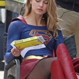 78597330_melissa-benoist-supergirl-set-in-vancouver-08-14-2018-1