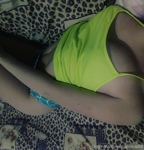 malinkaa98 | alinka_mezh Nude Leaked Onlyfans Photo