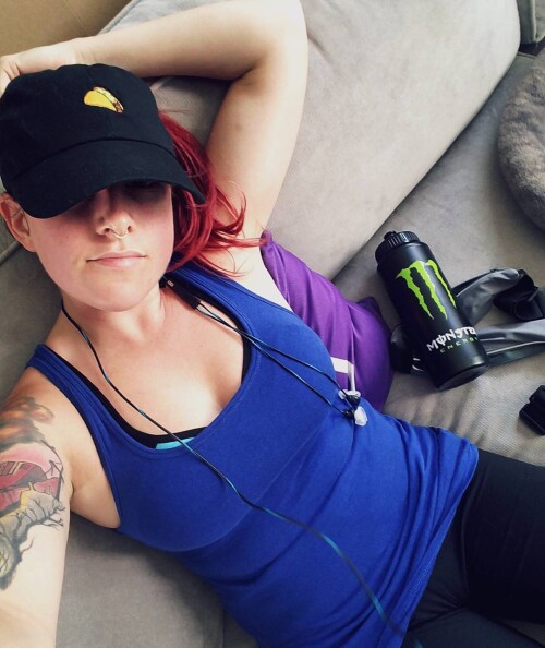Renee-50a7f9d8ec8cab0158.md.jpg