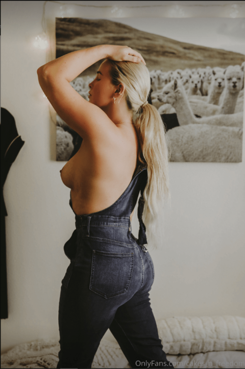 Cakes_n_Freedom Nude Leaked Onlyfans Photo Cakes_n_Freedom Nude Leaked Onlyfans Photo
