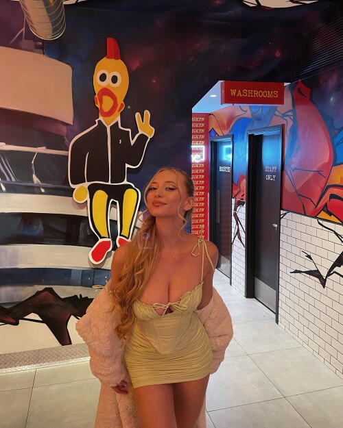 sophiadiamond_275941862_942642076435069_8977925686712579047_n.md.jpg