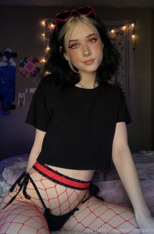 brattydeath2.0 | brattyydeath | brattydeath | cherry_grl Nude Leaked Onlyfans Photo