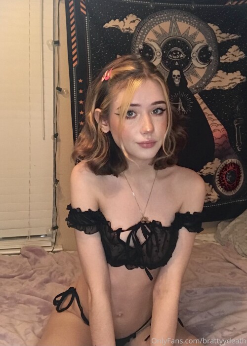brattydeath2.0 | brattyydeath | brattydeath | cherry_grl Nude Leaked Onlyfans Photo