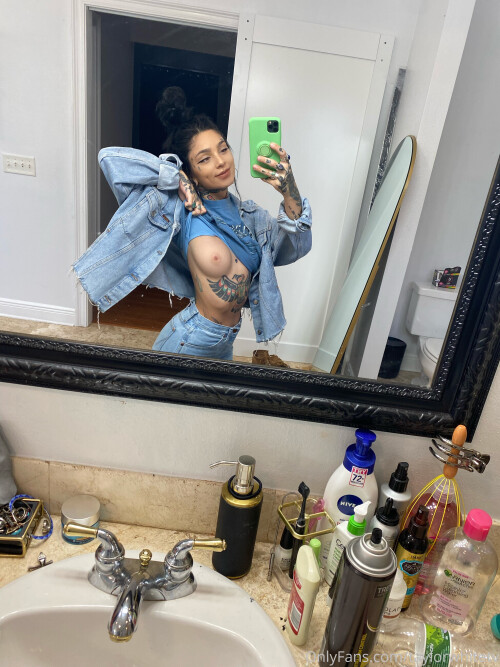 Taylor White | taylorwhitetv Nude Leaked Onlyfans Photo
