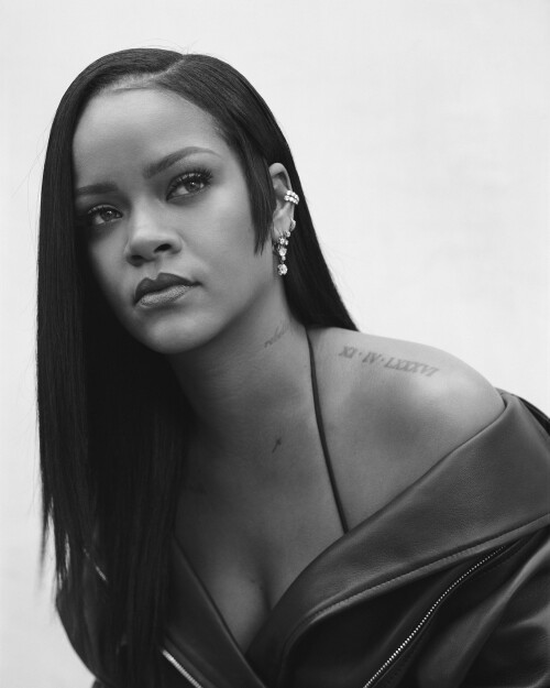 Rihanna-91.md.jpg