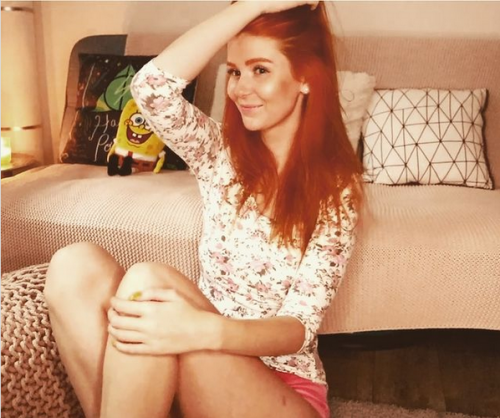 Screenshot-2022-03-14-at-23-55-28-Little-Bee-on-Instagram--instagirl-redhead-redhairgingergirl-smile-happyday-selfie-photooftheday-selfie-photopositivevibes-happymood.md.png