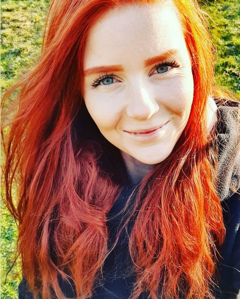 Screenshot-2022-03-14-at-23-56-37-Little-Bee-on-Instagram-Amazing-sunny-day--instagirl-redhead-redhairgingergirl-smile-happyday-selfie-photooftheday-selfie-photopositivevibes.png