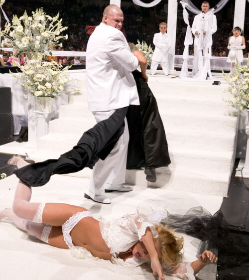 Trish-Stratus-Feet-728966.md.jpg