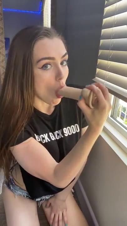 Ally Hardesty | allygatorrz Nude Leaked Onlyfans Photo Ally Hardesty | allygatorrz Nude Leaked Onlyfans Photo