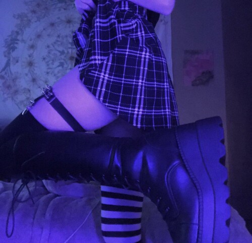 brattydeath2.0 | brattyydeath | brattydeath | cherry_grl Nude Leaked Onlyfans Photo