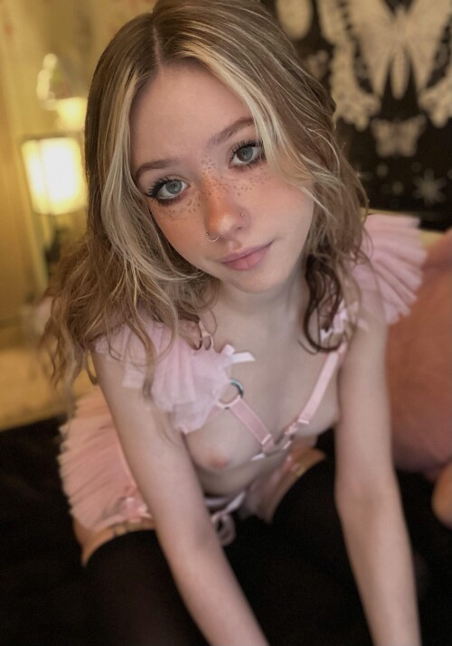brattydeath2.0 | brattyydeath | brattydeath | cherry_grl Nude Leaked Onlyfans Photo
