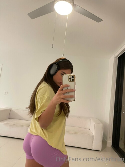 Esterbron Nude Leaked Onlyfans Photo Esterbron Nude Leaked Onlyfans Photo