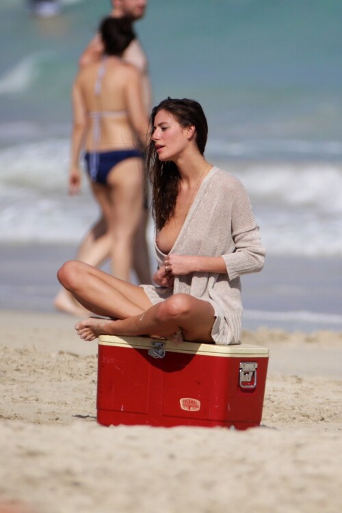 Alejandra-Guilmant-Shooting-in-Miami-Beach-for-the-2017-Wurth-Calendar-Jan-25-2016-19.jpg