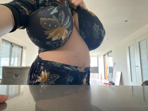 Leanne Crow / LeanneCrow Nude Leaked Onlyfans Photo