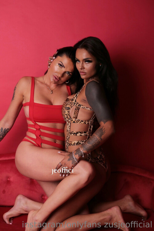 Zusje Nude Leaked Onlyfans Photo Zusje Nude Leaked Onlyfans Photo