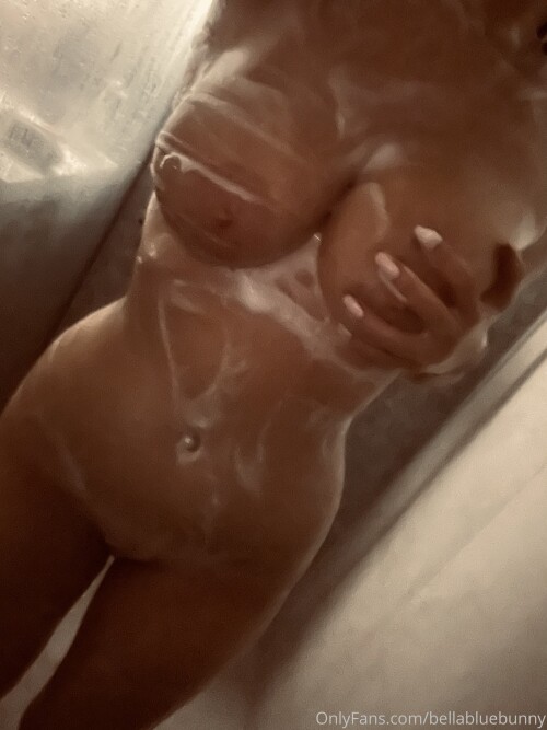 Bellabluebunny (Norwegian) Nude Leaked Onlyfans Photo Bellabluebunny (Norwegian) Nude Leaked Onlyfans Photo