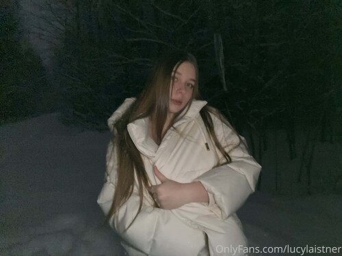 234828431_Finally-winter--I-love-winter--Look-how-the-snow-made-my.._09_67e30e98-bf83-4321-b34d-491f9aa759e5.md.jpg