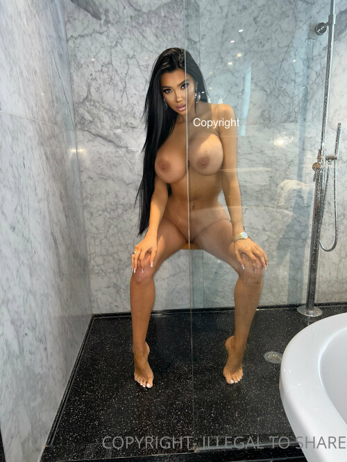 Chloe Khan Nude Leaked Onlyfans Photo