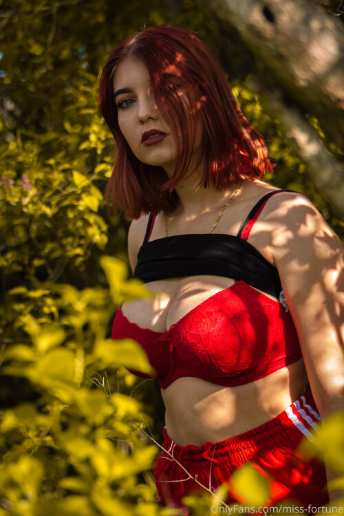 MissFortune / Miss-Fortune Nude Leaked Onlyfans Photo MissFortune / Miss-Fortune Nude Leaked Onlyfans Photo
