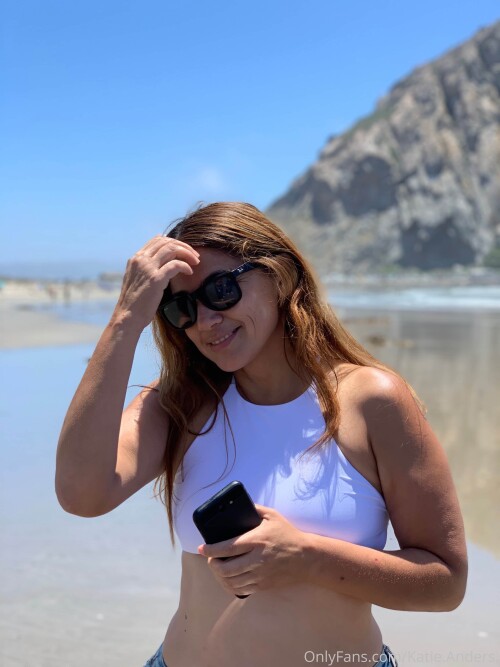 Katie & Rose Anders | katieandrose Nude Leaked Onlyfans Photo Katie & Rose Anders | katieandrose Nude Leaked Onlyfans Photo
