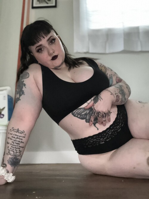 Mistressbatty | Bunnyrosexx Nude Leaked Onlyfans Photo Mistressbatty | Bunnyrosexx Nude Leaked Onlyfans Photo