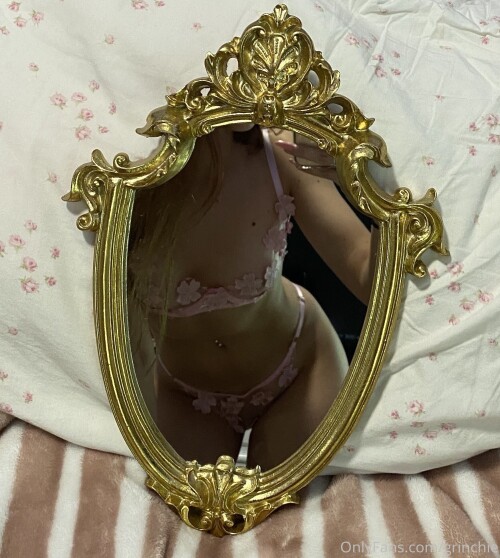 Grinchie/puppiwii Nude Leaked Onlyfans Photo Grinchie/puppiwii Nude Leaked Onlyfans Photo