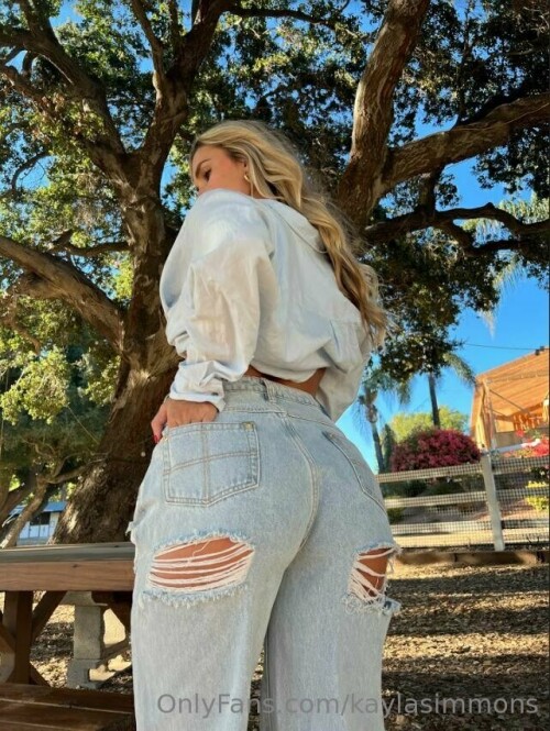 Kayla Simmons Nude Leaked Onlyfans Photo