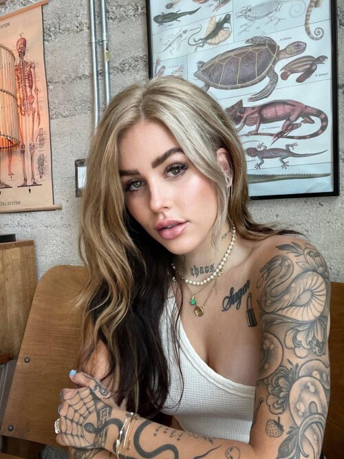 80406B65-16DB-4C07-9F86-E0BBF2A67CE6.md.jpg