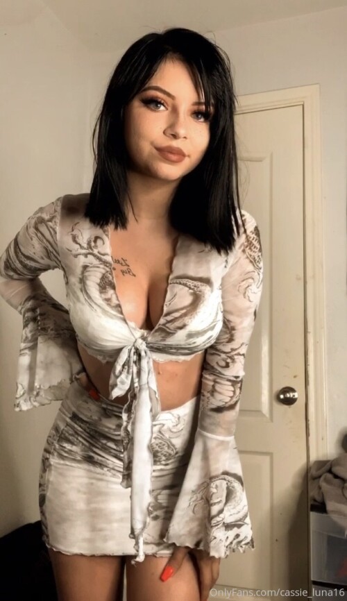 Cassie Luna - Cassieluna16 Nude Leaked Onlyfans Photo Cassie Luna - Cassieluna16 Nude Leaked Onlyfans Photo