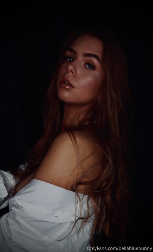 Bellabluebunny (Norwegian) Nude Leaked Onlyfans Photo Bellabluebunny (Norwegian) Nude Leaked Onlyfans Photo