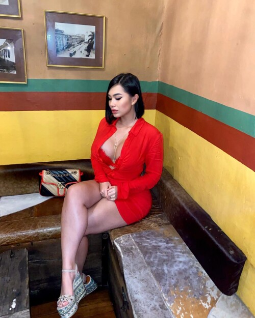 C7587EF8-B0CB-4655-A8AD-749E6CE3C361.jpg