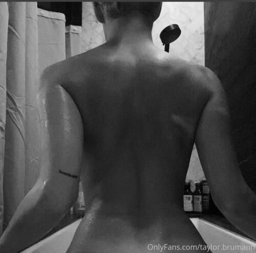 Taylor Brumann Nude Leaked Onlyfans Photo Taylor Brumann Nude Leaked Onlyfans Photo
