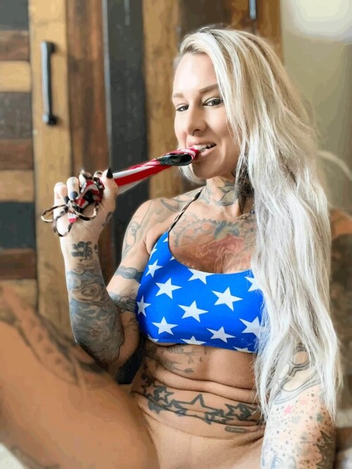 Kinessa Johnson / madaamhuntress Nude Leaked Onlyfans Photo Kinessa Johnson / madaamhuntress Nude Leaked Onlyfans Photo